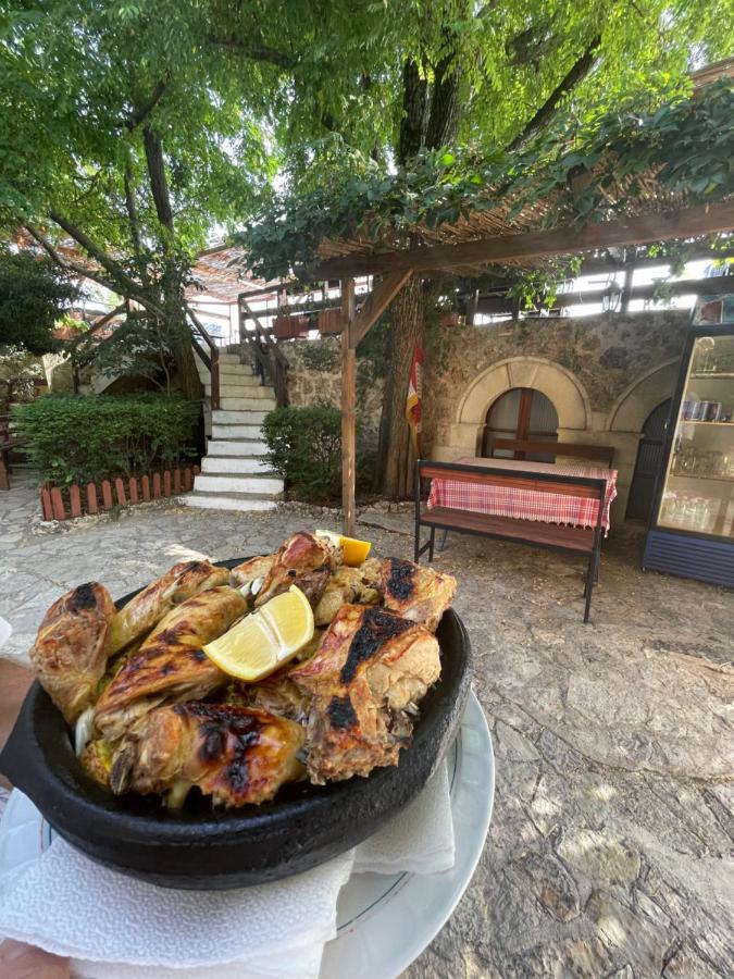 Krujë Rooms Merlika -Inside The Castle- المظهر الخارجي الصورة