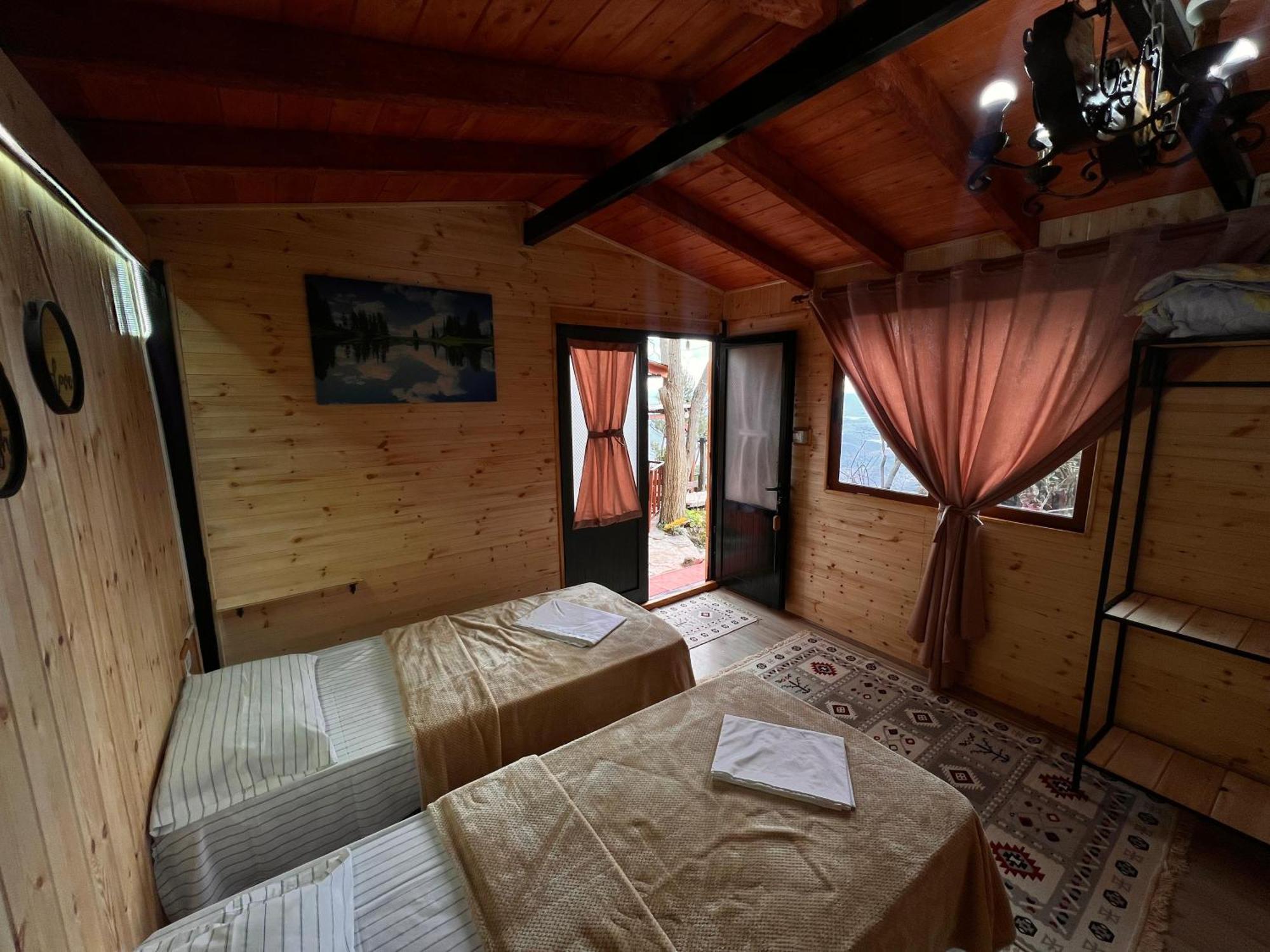 Krujë Rooms Merlika -Inside The Castle- المظهر الخارجي الصورة